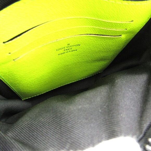 Pre Loved Louis Vuitton Monogram Wearable Wallet Bag in Brown - Picture 6 of 11